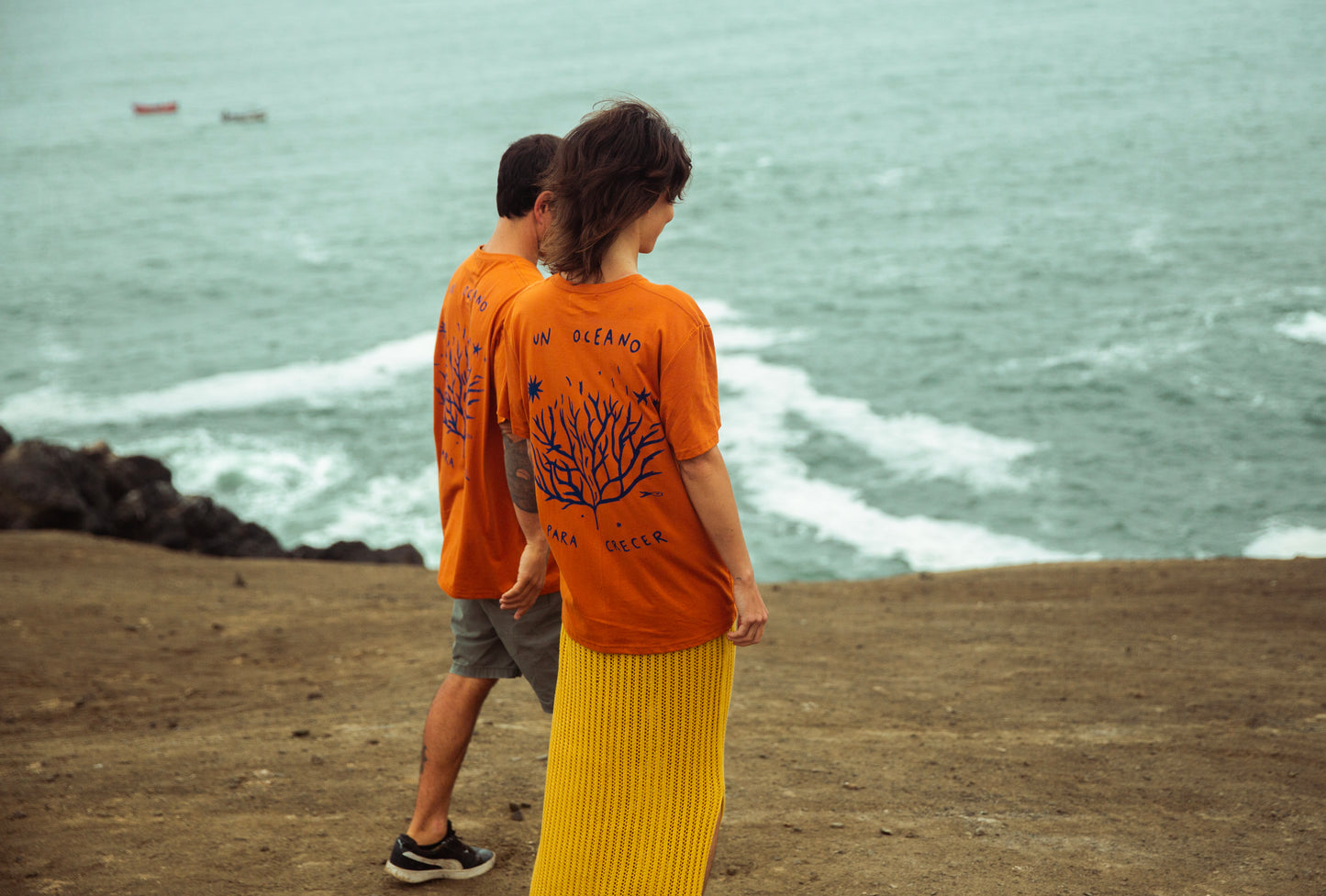 Polo <<Oceano para crecer ocre>>